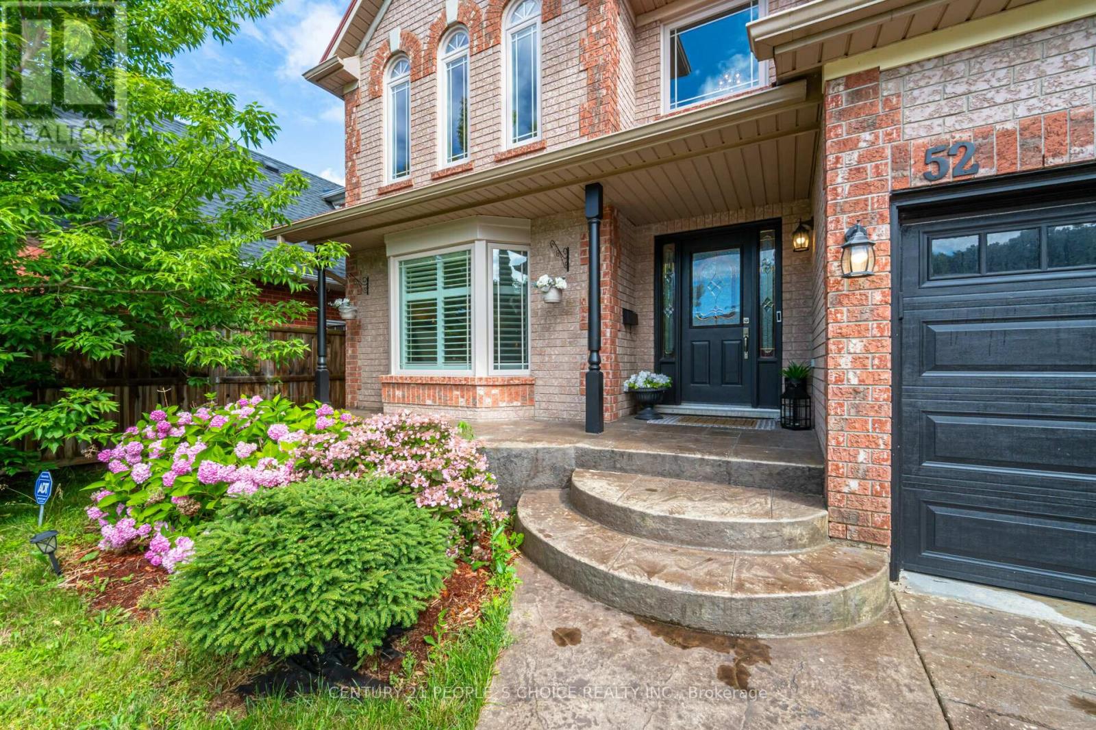 52 Canning Crescent, Cambridge, Ontario  N1T 1X2 - Photo 2 - X12992574