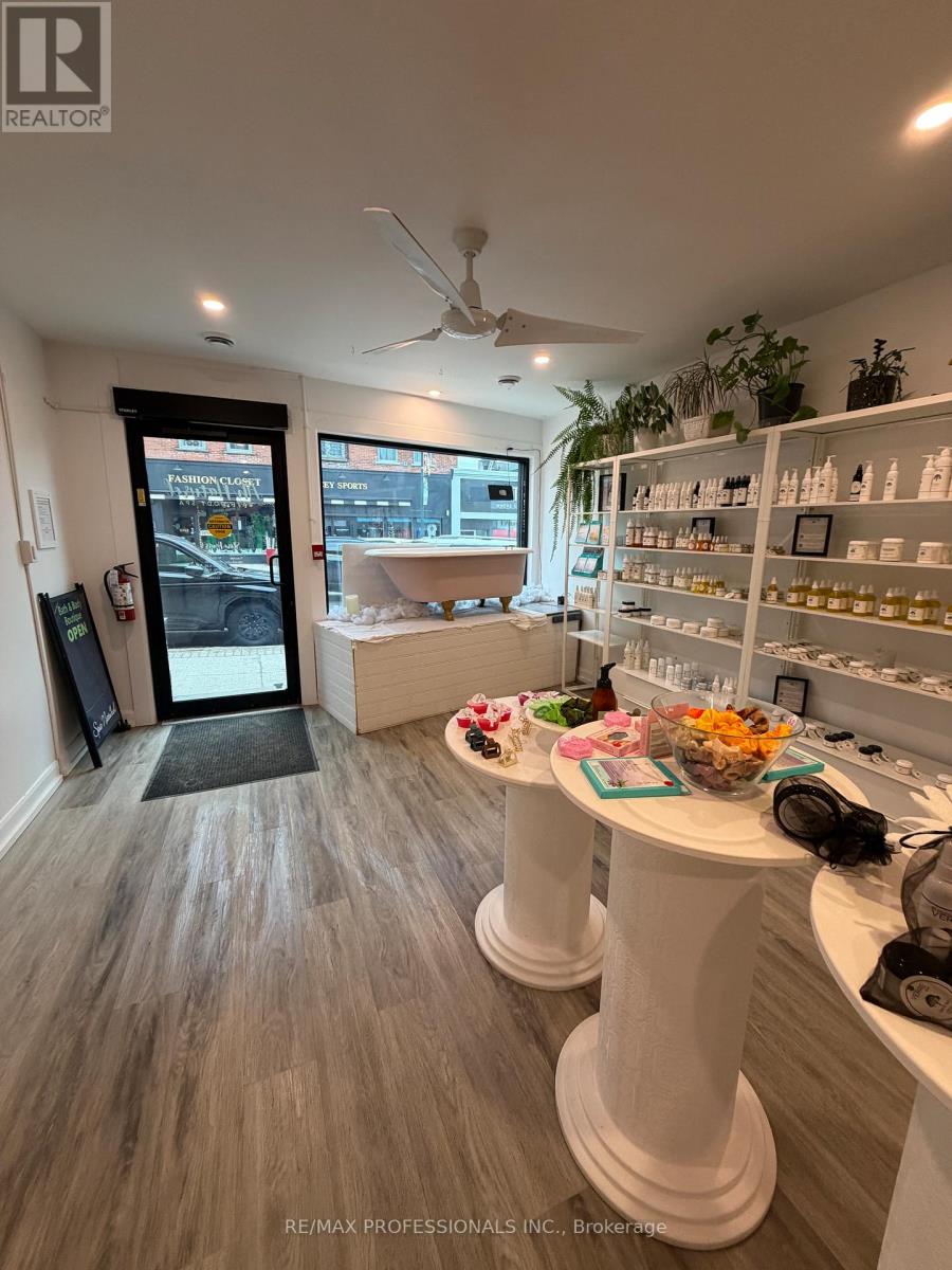 10 - 14 Manitoba Street, Bracebridge, Ontario P1L 1R9 - Photo 6 - X12992728