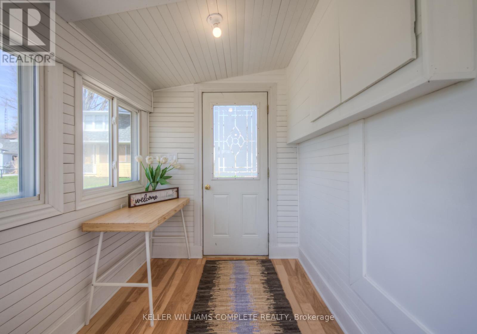 11c Glenwood Street, Norfolk, Ontario  N0E 1N0 - Photo 2 - X12992760