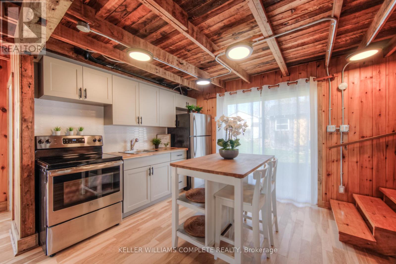 11c Glenwood Street, Norfolk, Ontario  N0E 1N0 - Photo 8 - X12992760