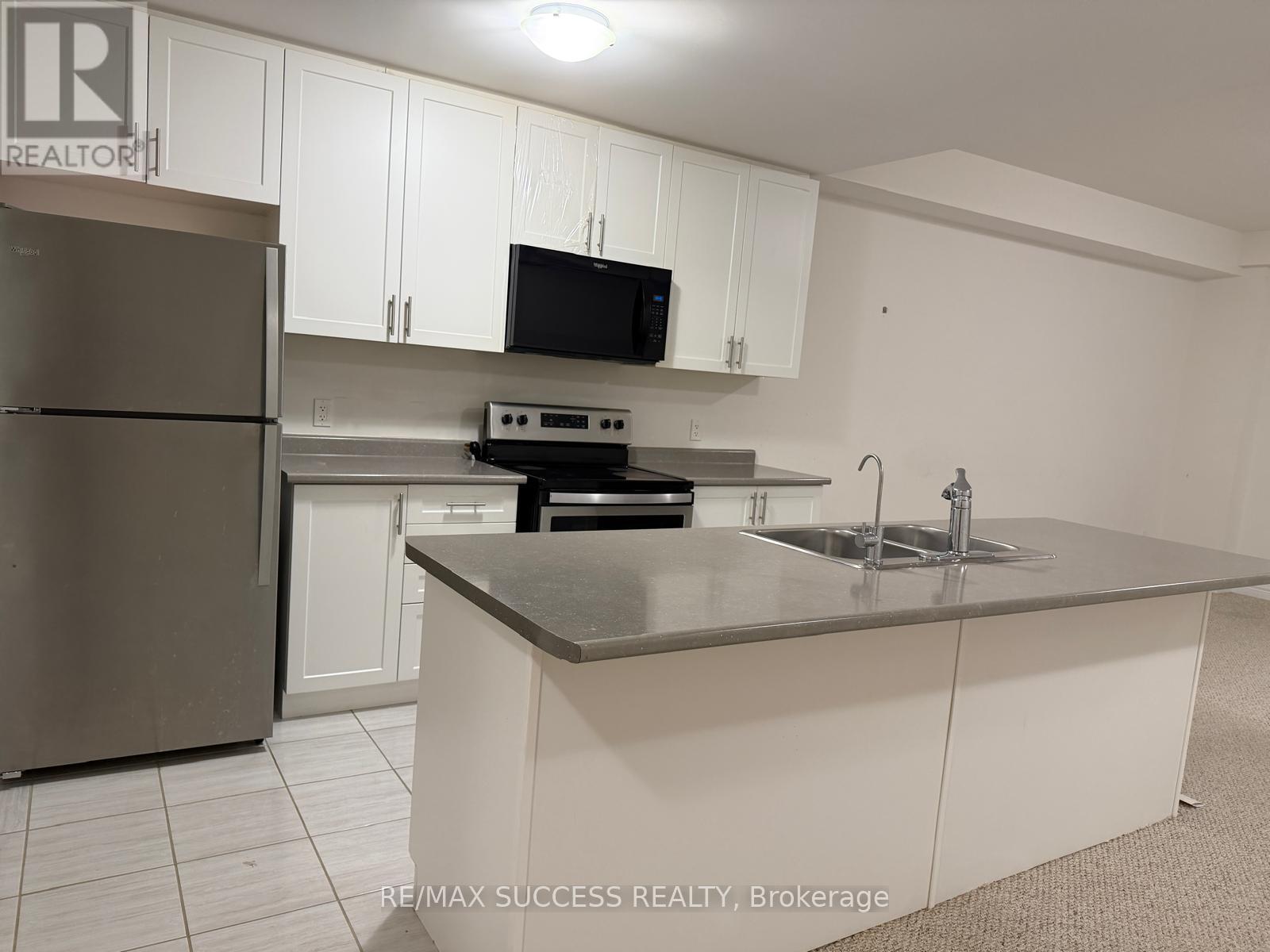 4 - 77 Diana Avenue, Brantford, Ontario N3T 0R6 - Photo 7 - X12992766