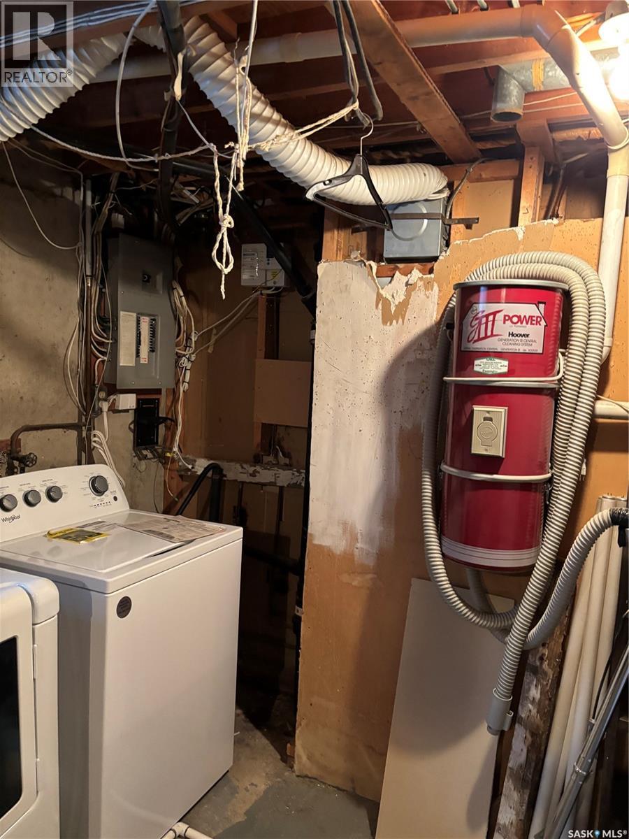 317 Y Avenue N, Saskatoon, Saskatchewan  S7L 3K8 - Photo 45 - SK032738