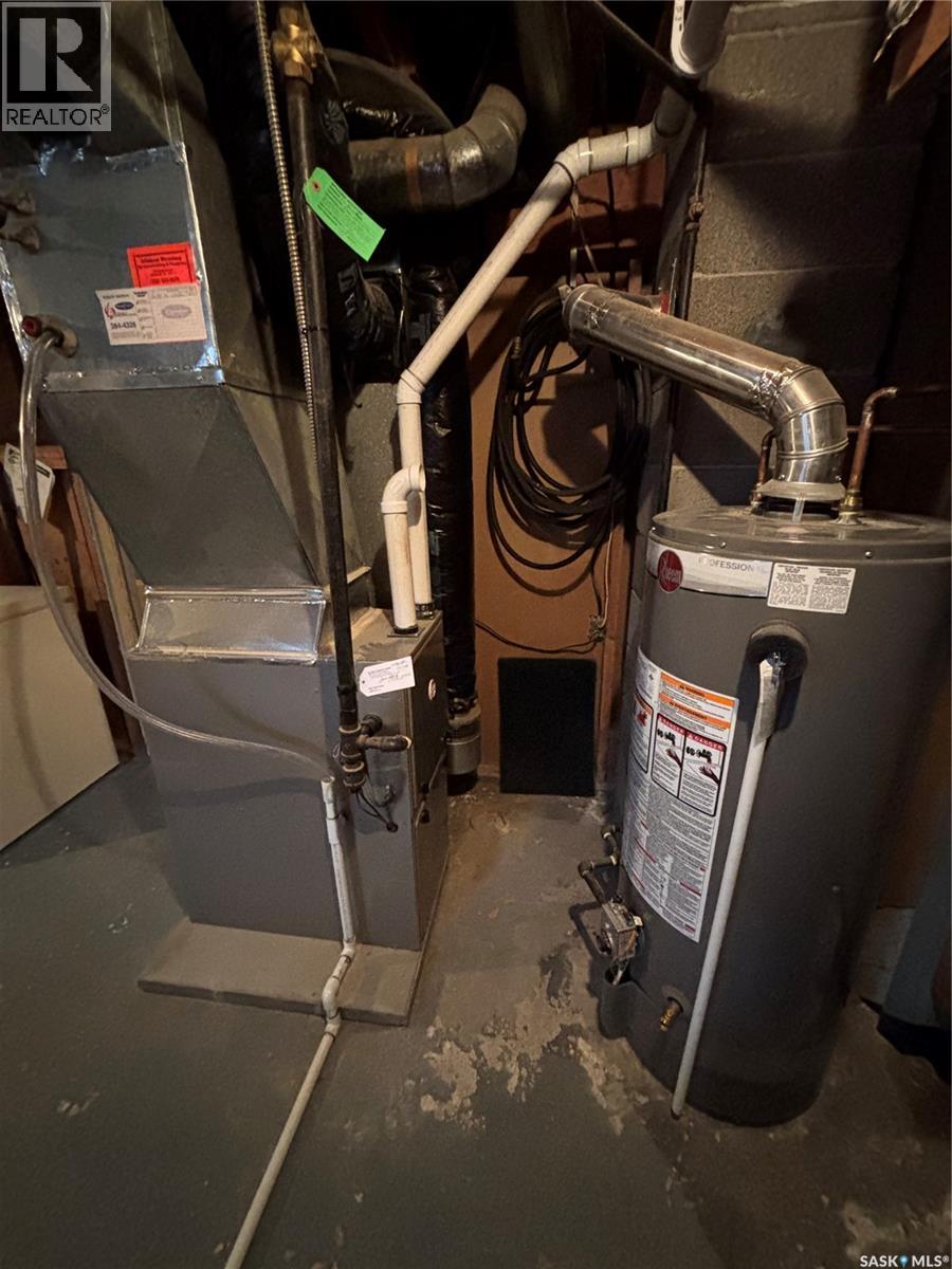 317 Y Avenue N, Saskatoon, Saskatchewan  S7L 3K8 - Photo 44 - SK032738