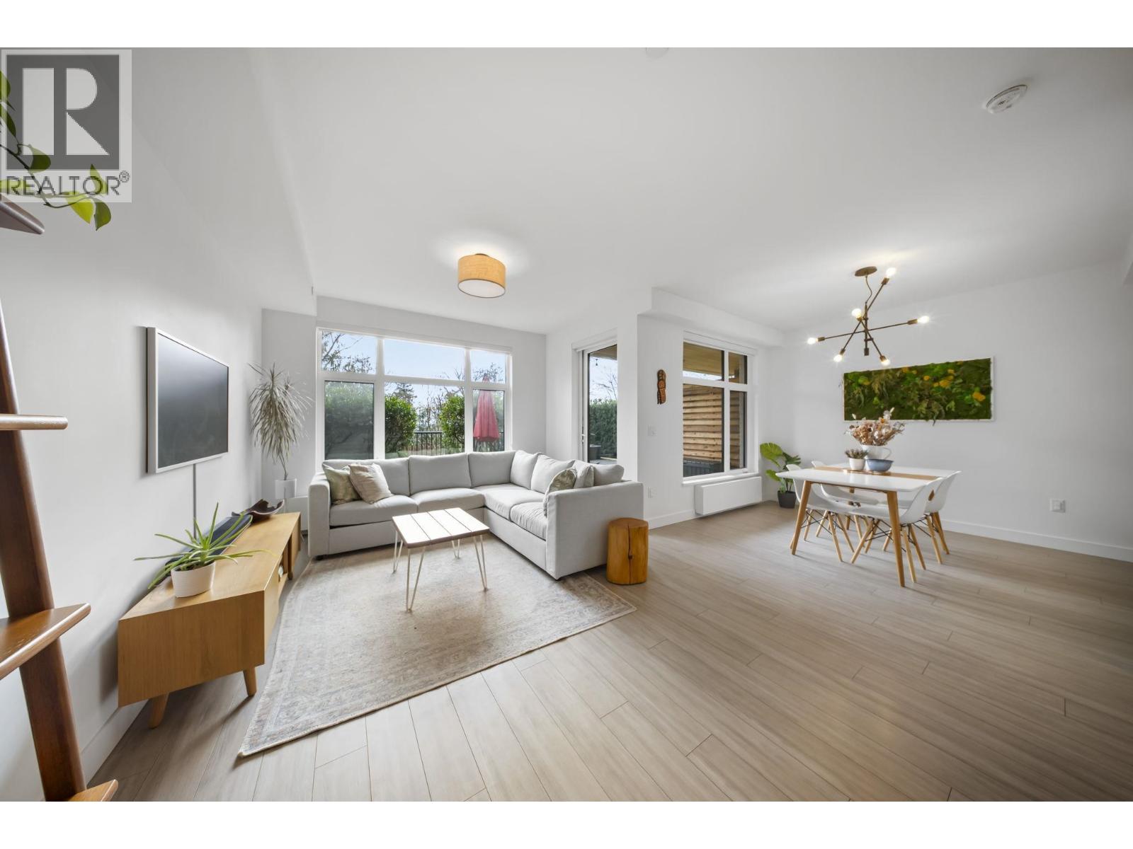 110 707 E 3rd Street, North Vancouver, British Columbia  V7L 1G8 - Photo 4 - R3108320