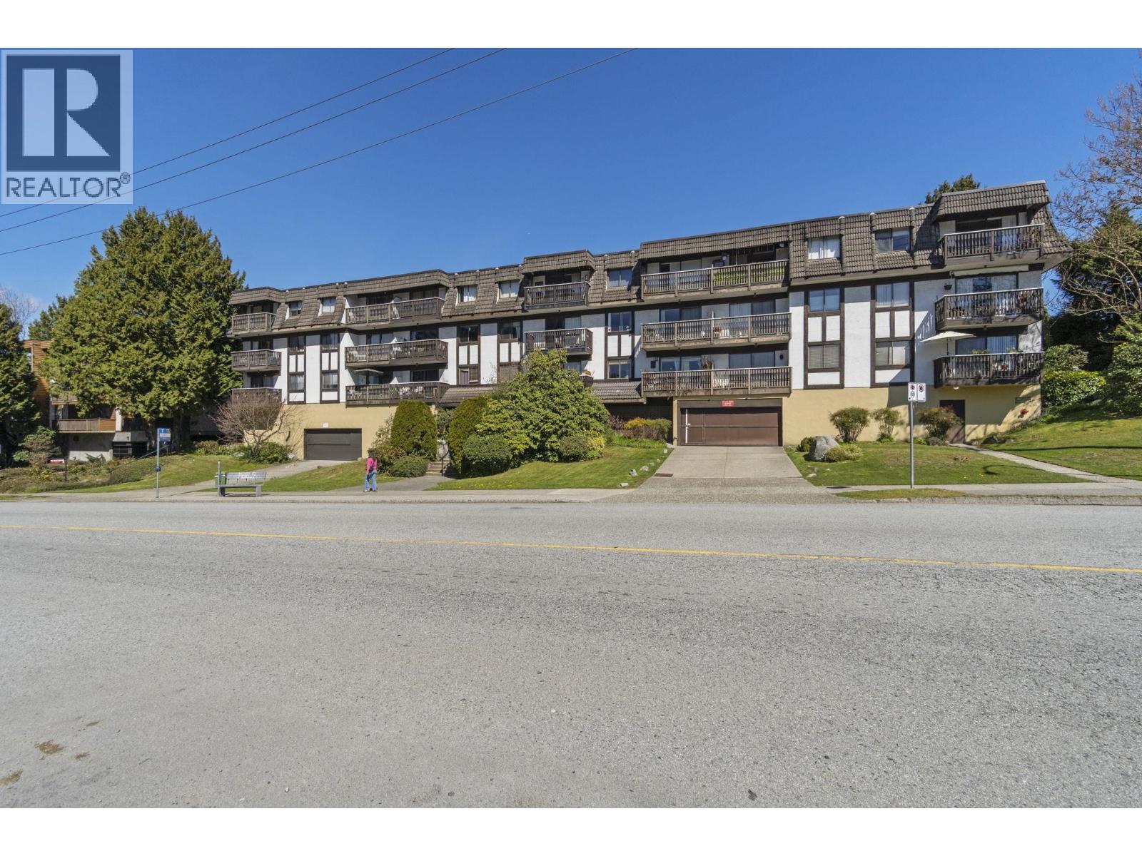 315 310 W 3RD STREET, north vancouver, British Columbia