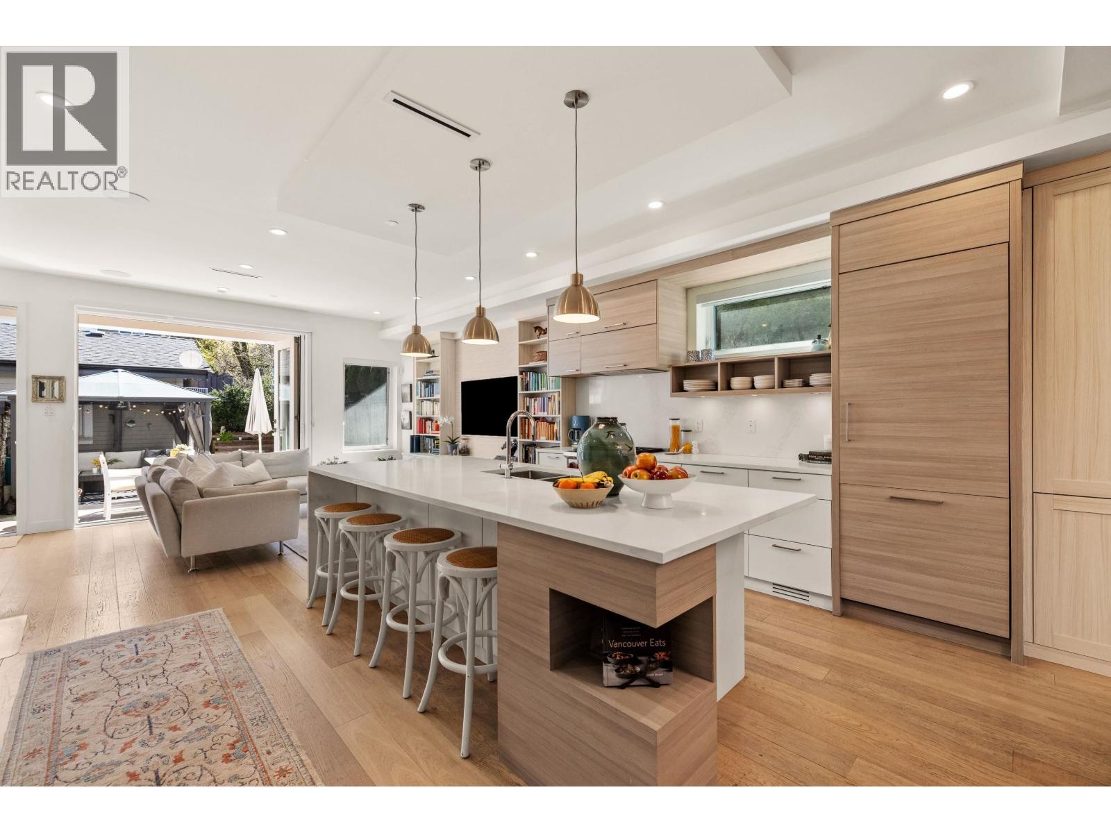 1136 E 16TH AVENUE, Vancouver, British Columbia