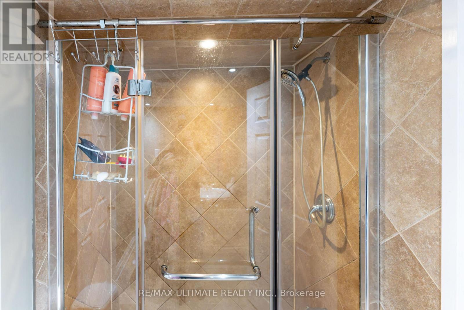 21 Benway Drive, Toronto, Ontario  M9W 1Z2 - Photo 43 - W12973754