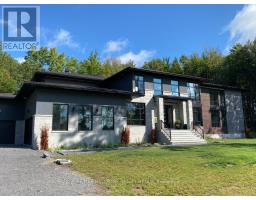 132 ROBERT TAITE DRIVE, Ottawa, Ontario