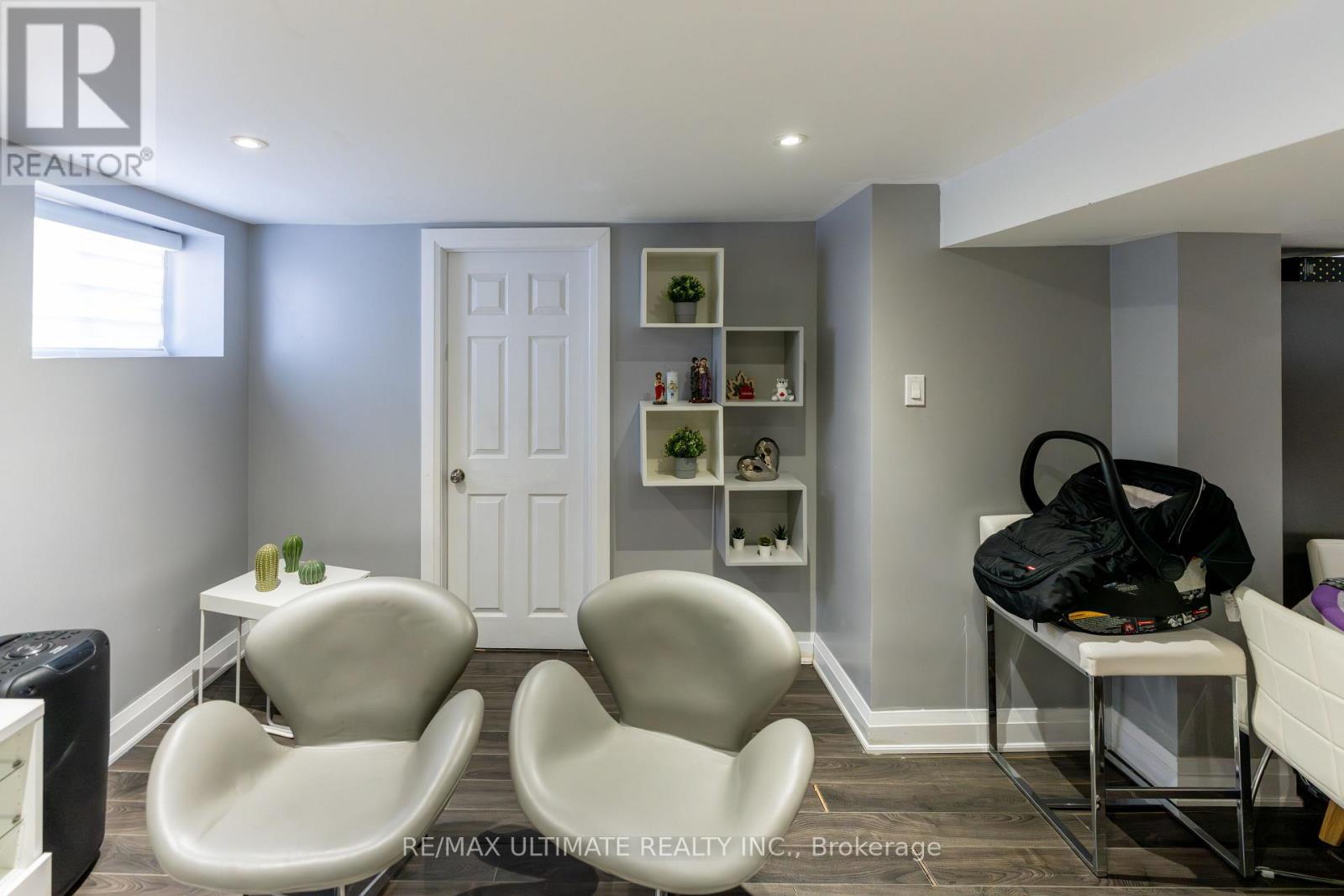 21 Benway Drive, Toronto, Ontario  M9W 1Z2 - Photo 34 - W12973754