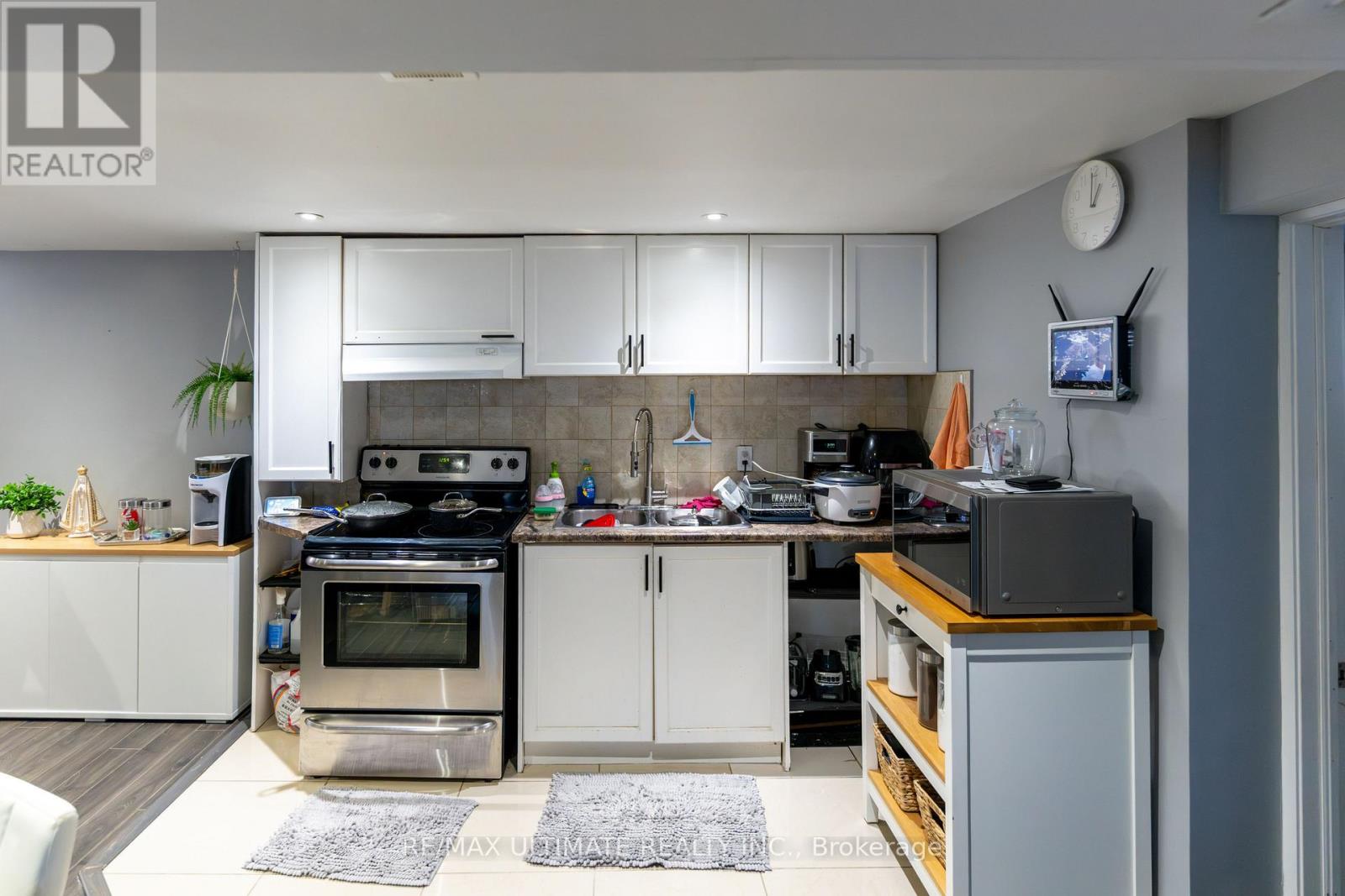 21 Benway Drive, Toronto, Ontario  M9W 1Z2 - Photo 35 - W12973754