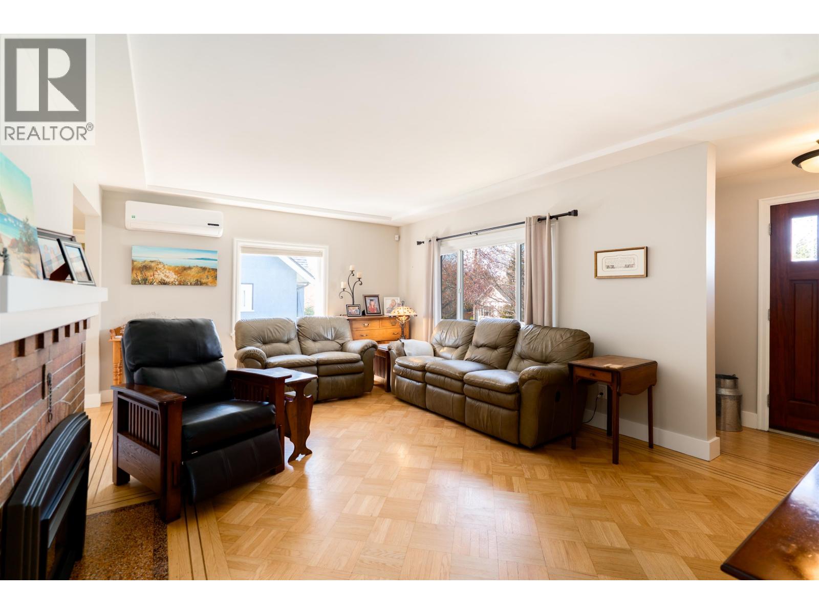 310 Seventh Avenue, New Westminster, British Columbia  V3L 1W5 - Photo 14 - R3110560