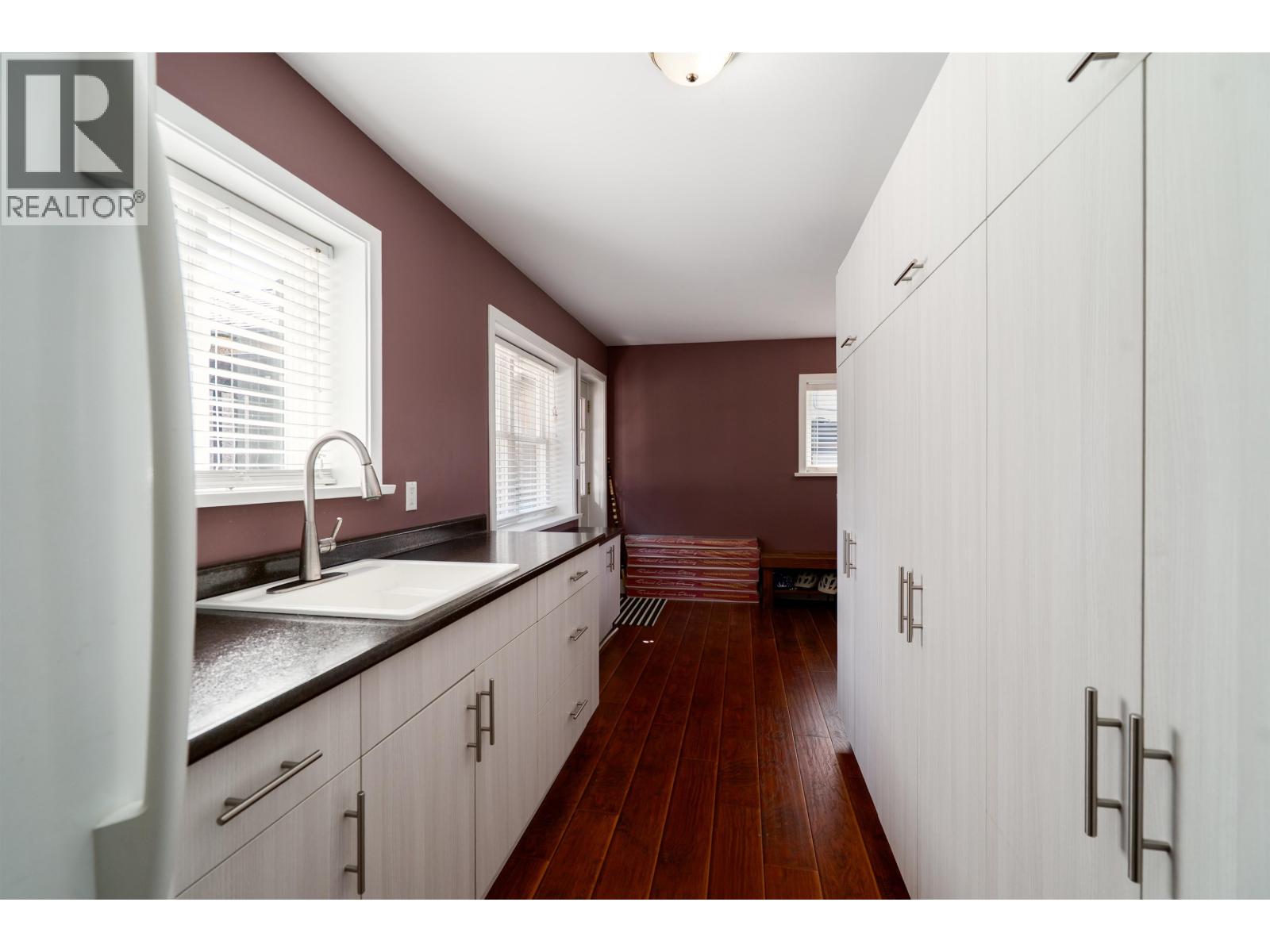 310 Seventh Avenue, New Westminster, British Columbia  V3L 1W5 - Photo 23 - R3110560