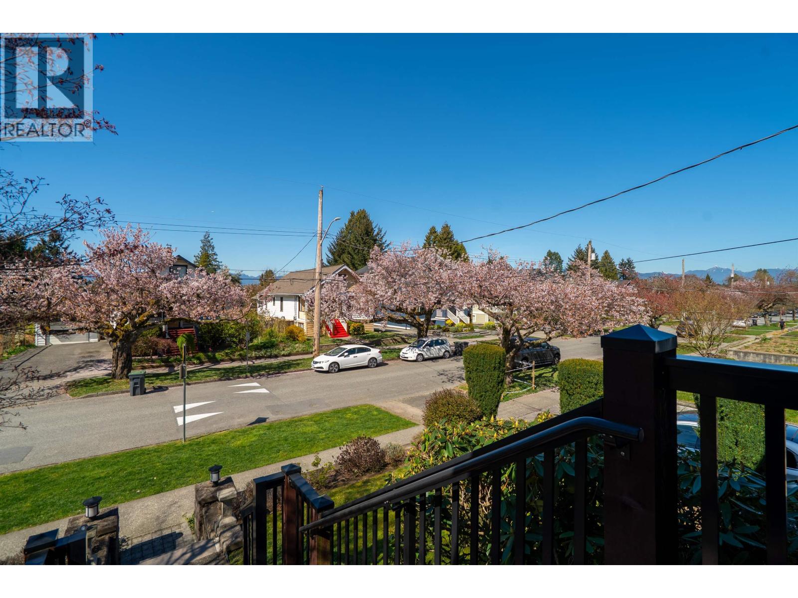 310 Seventh Avenue, New Westminster, British Columbia  V3L 1W5 - Photo 37 - R3110560