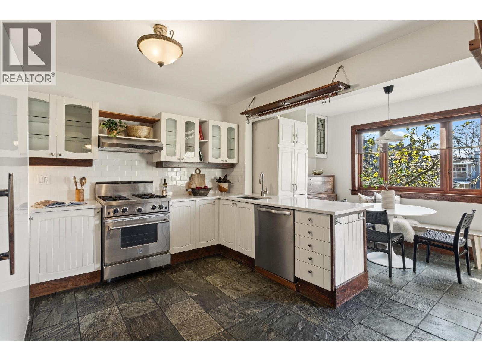 2282 E 7th Avenue, Vancouver, British Columbia V5N 1S7 - Photo 6 - R3110573