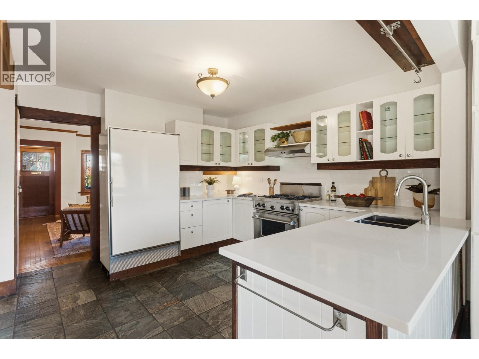 2282 E 7th Avenue, Vancouver, British Columbia V5N 1S7 - Photo 9 - R3110573