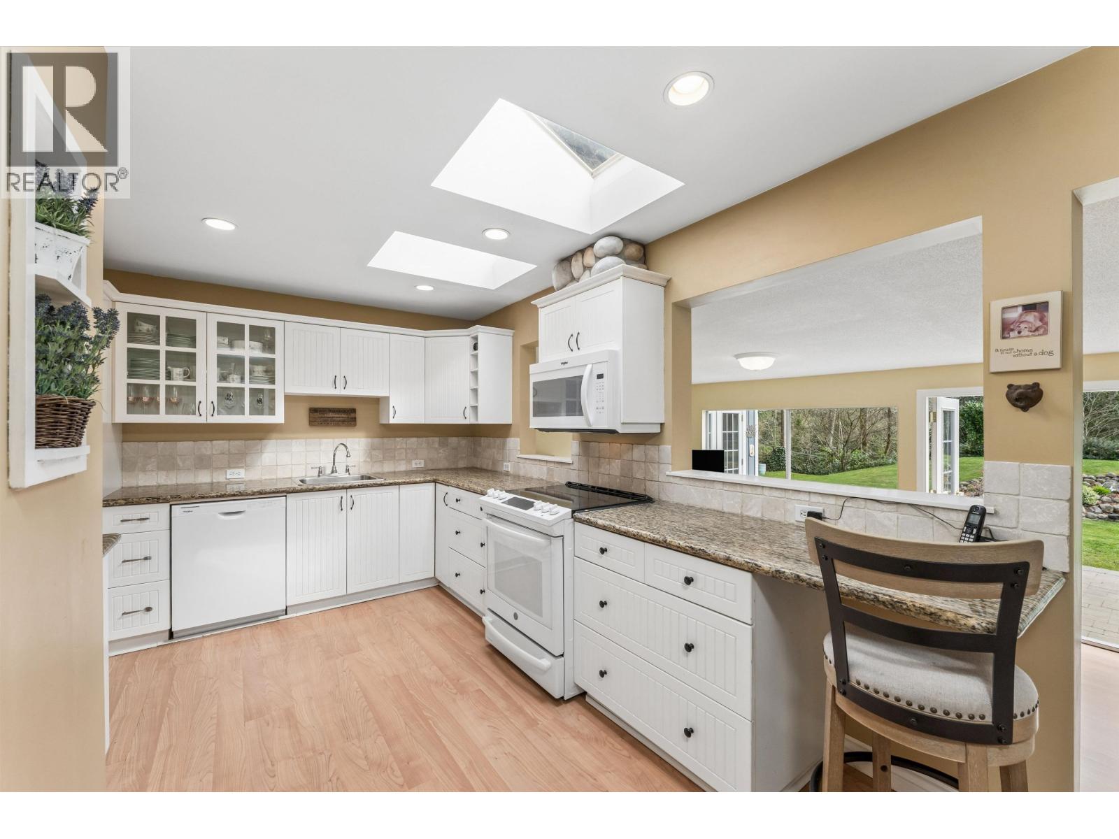 1874 Appin Road, North Vancouver, British Columbia  V7J 2T5 - Photo 13 - R3110578