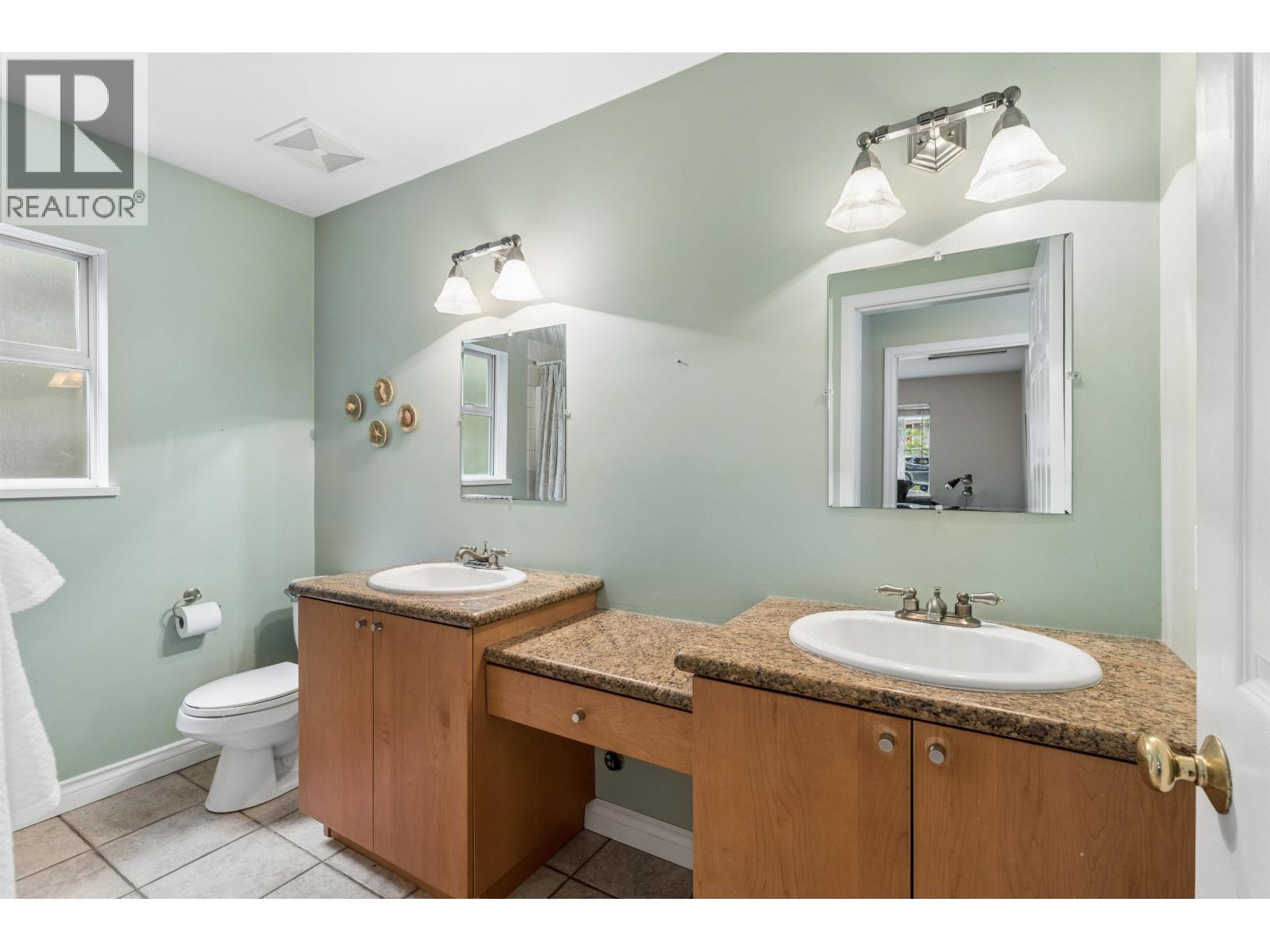 1874 Appin Road, North Vancouver, British Columbia  V7J 2T5 - Photo 18 - R3110578