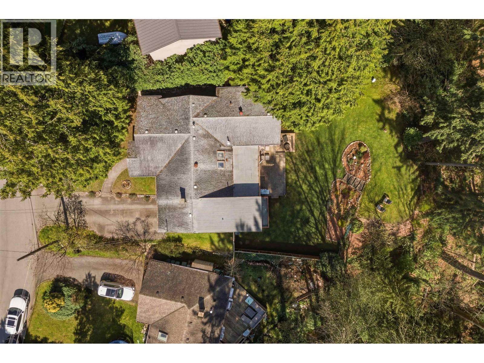 1874 Appin Road, North Vancouver, British Columbia  V7J 2T5 - Photo 36 - R3110578