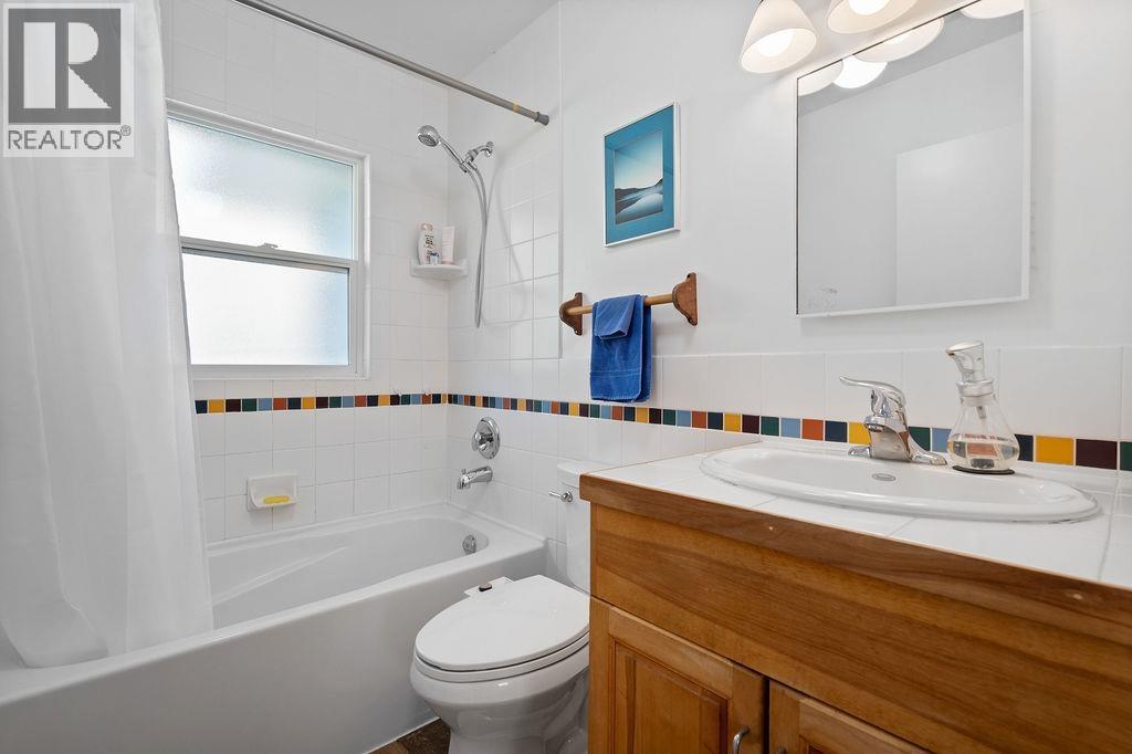 38127 Westway Avenue, Squamish, British Columbia  V8B 0X6 - Photo 22 - R3110595