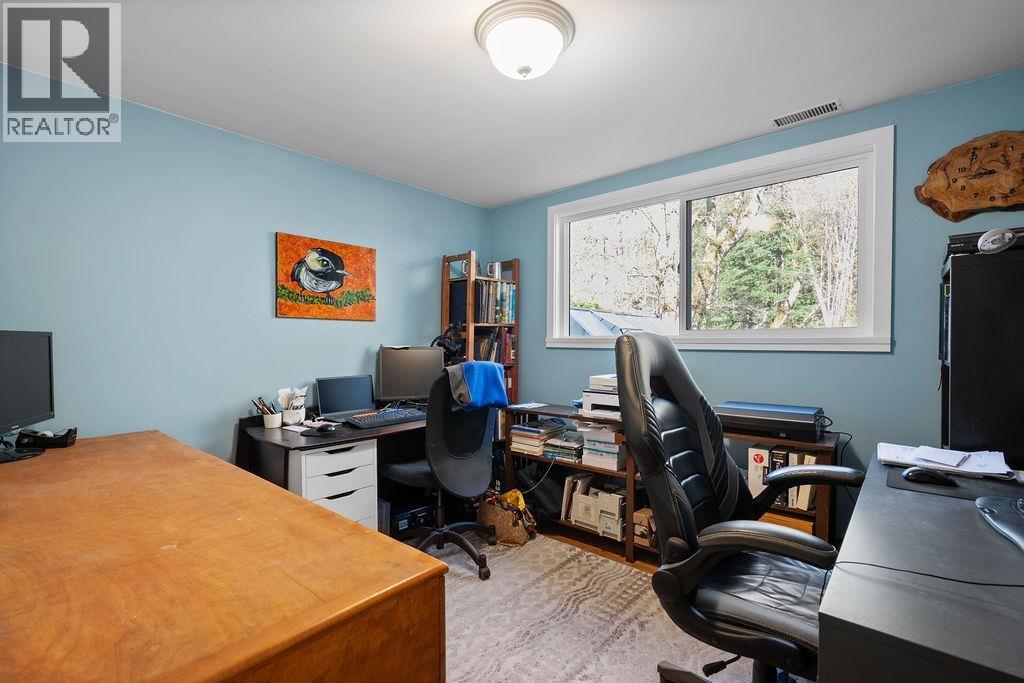 38127 Westway Avenue, Squamish, British Columbia  V8B 0X6 - Photo 24 - R3110595