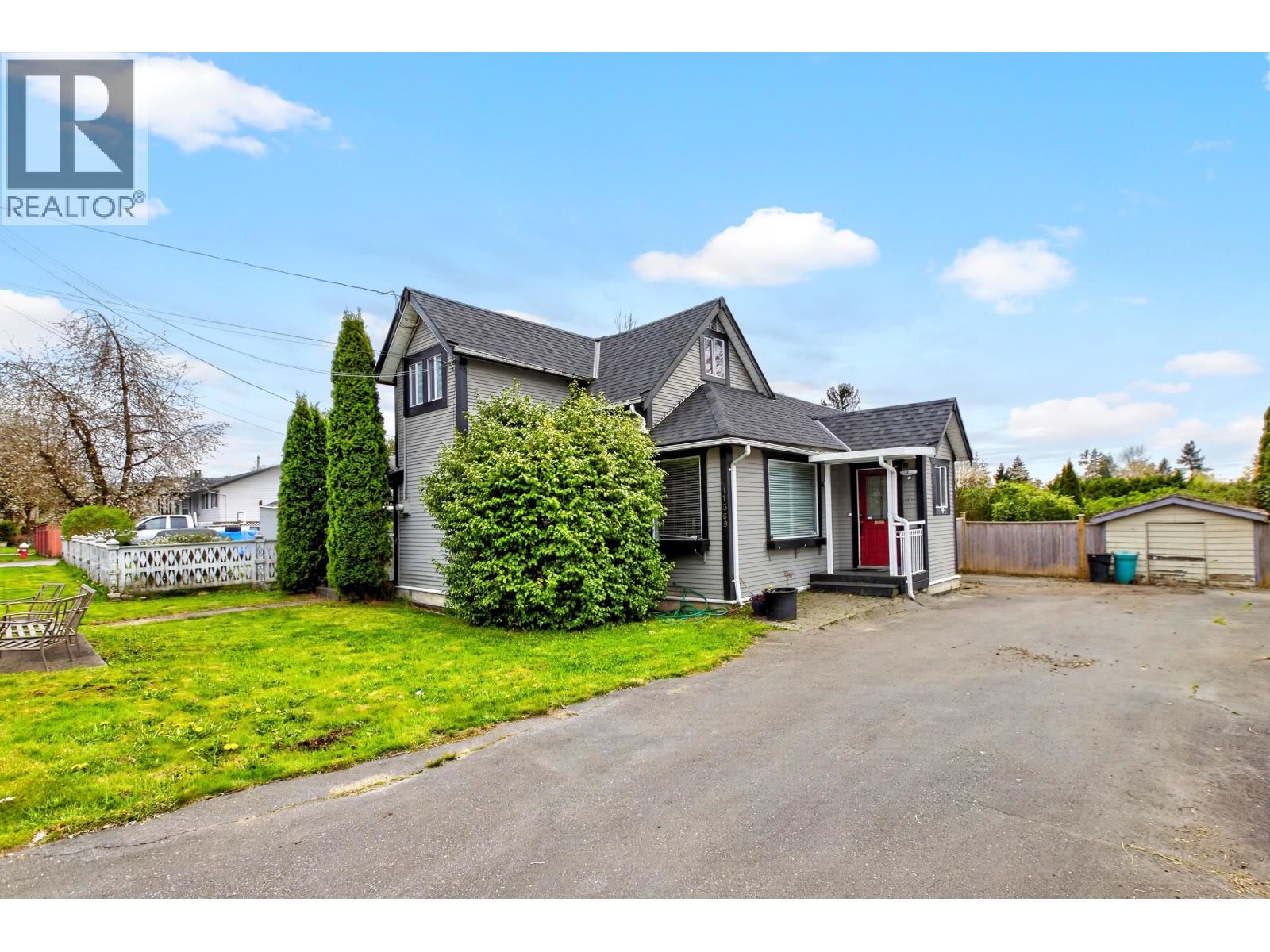 11369 MAPLE CRESCENT, Maple Ridge, British Columbia