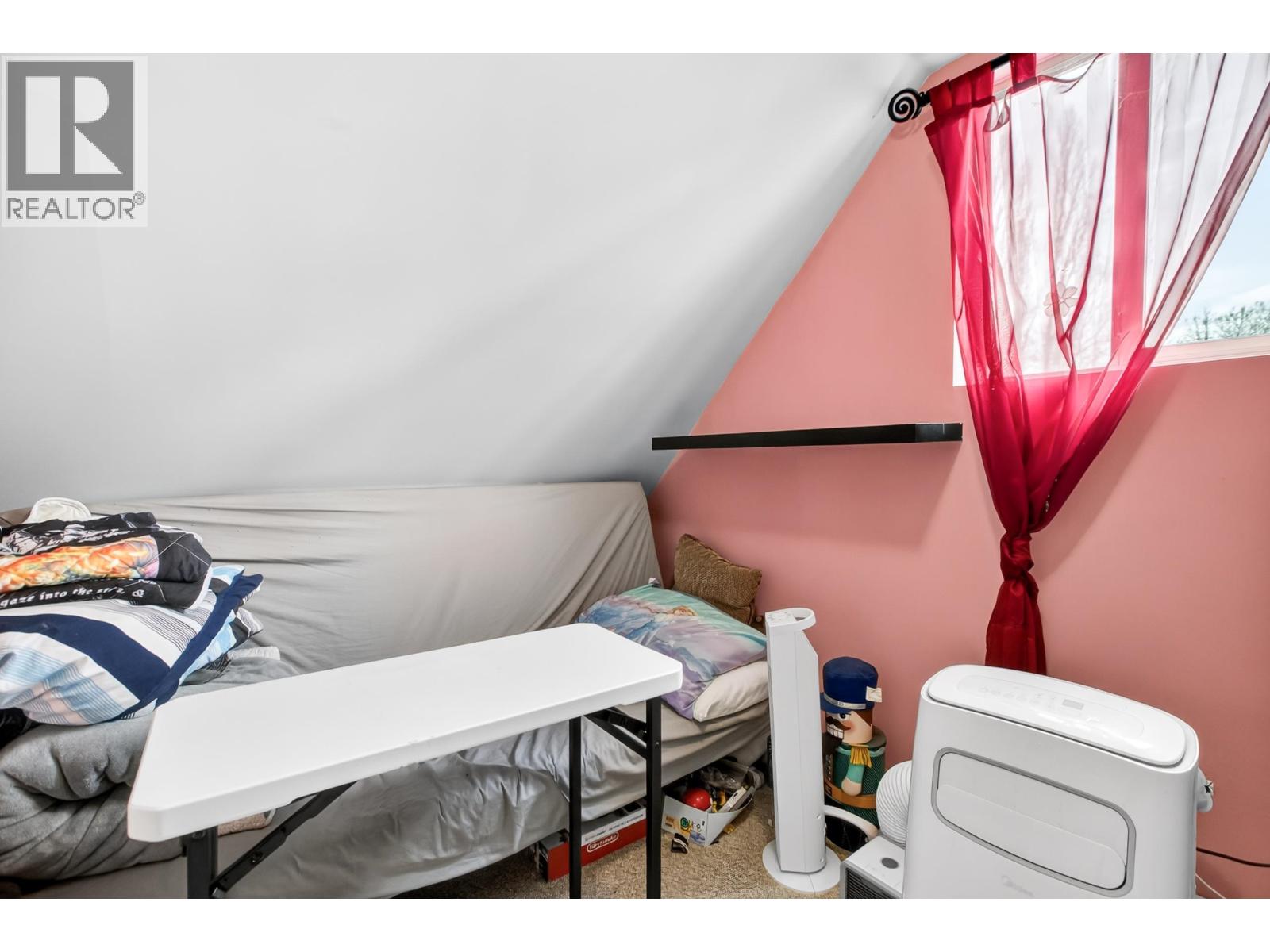 11369 Maple Crescent, Maple Ridge, British Columbia V2X 1R2 - Photo 15 - R3110618