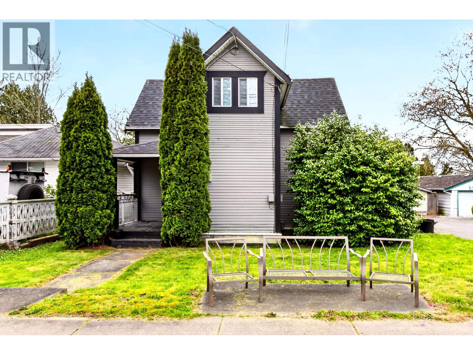 11369 Maple Crescent, Maple Ridge, British Columbia V2X 1R2 - Photo 2 - R3110618