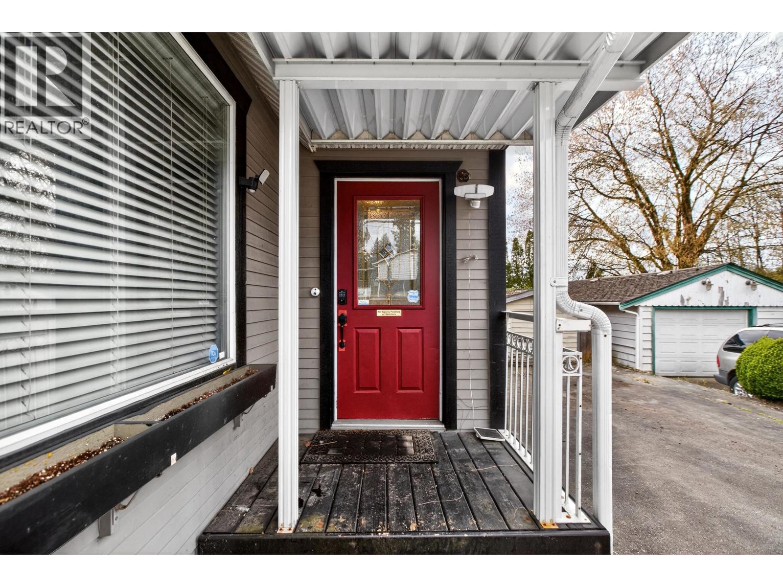 11369 Maple Crescent, Maple Ridge, British Columbia V2X 1R2 - Photo 3 - R3110618