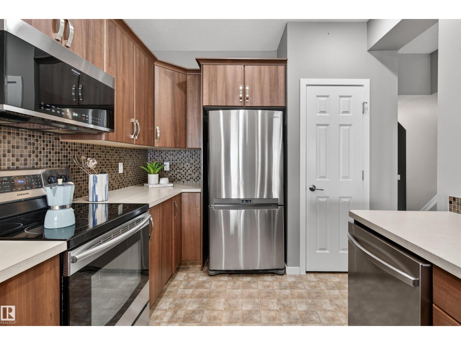 389 Simmonds Wy, Leduc, Alberta  T9E 0T9 - Photo 9 - E4481732