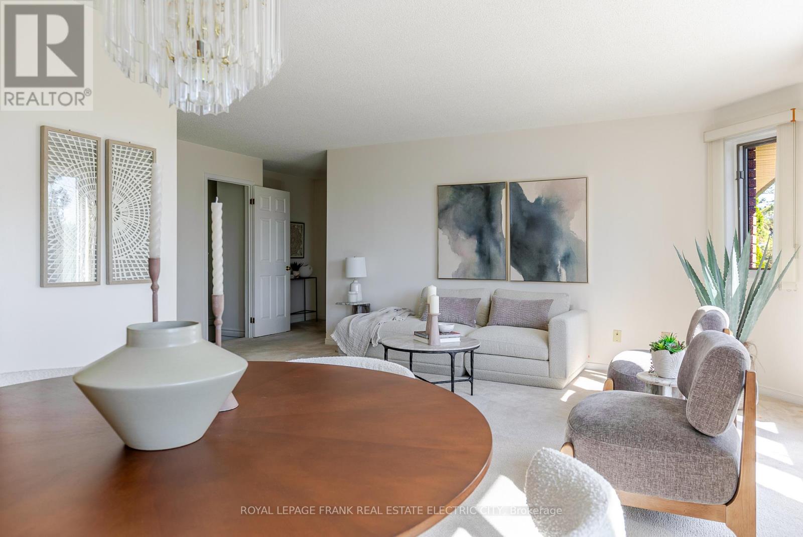 30 - 36 Champlain Crescent, Peterborough, Ontario  K9L 1T1 - Photo 10 - X12992844