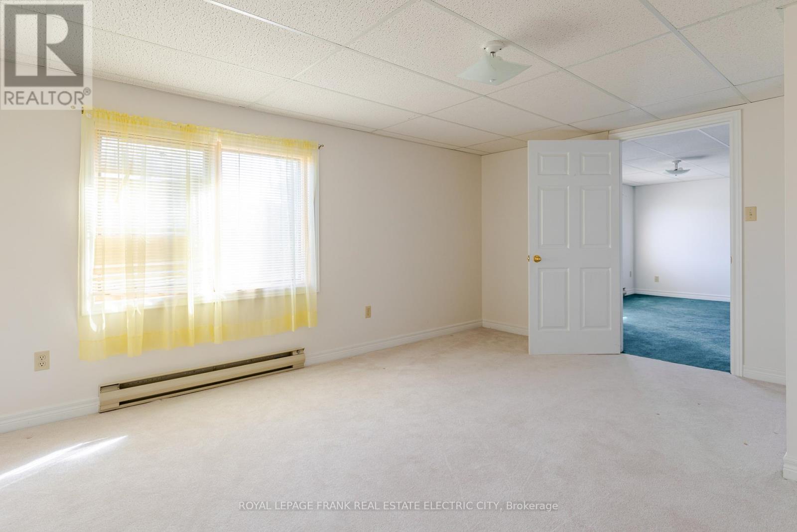 30 - 36 Champlain Crescent, Peterborough, Ontario  K9L 1T1 - Photo 43 - X12992844