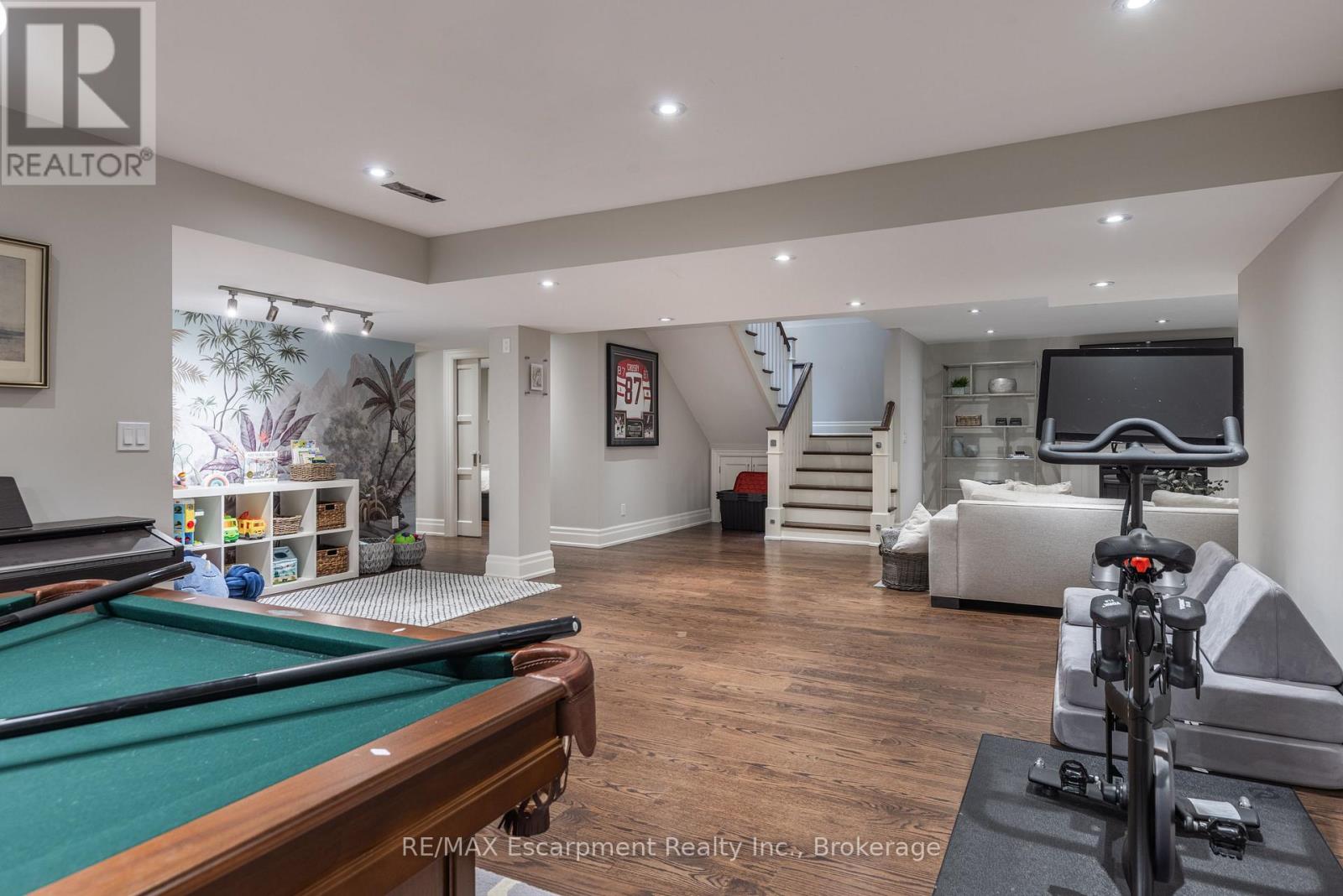 2469 Applewood Drive, Oakville, Ontario  L6L 1V7 - Photo 36 - W12823556