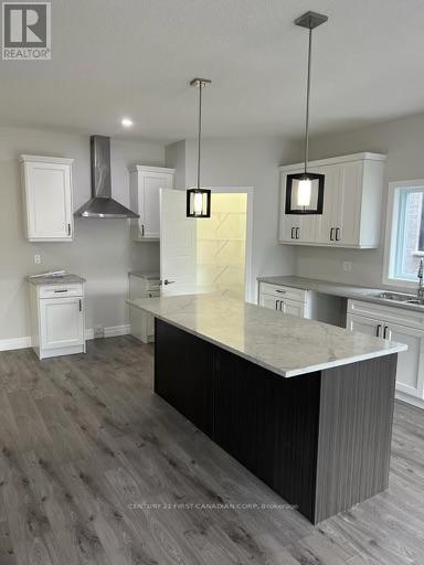 113 Marconi Court, London East, Ontario  N5V 0C9 - Photo 11 - X12992824