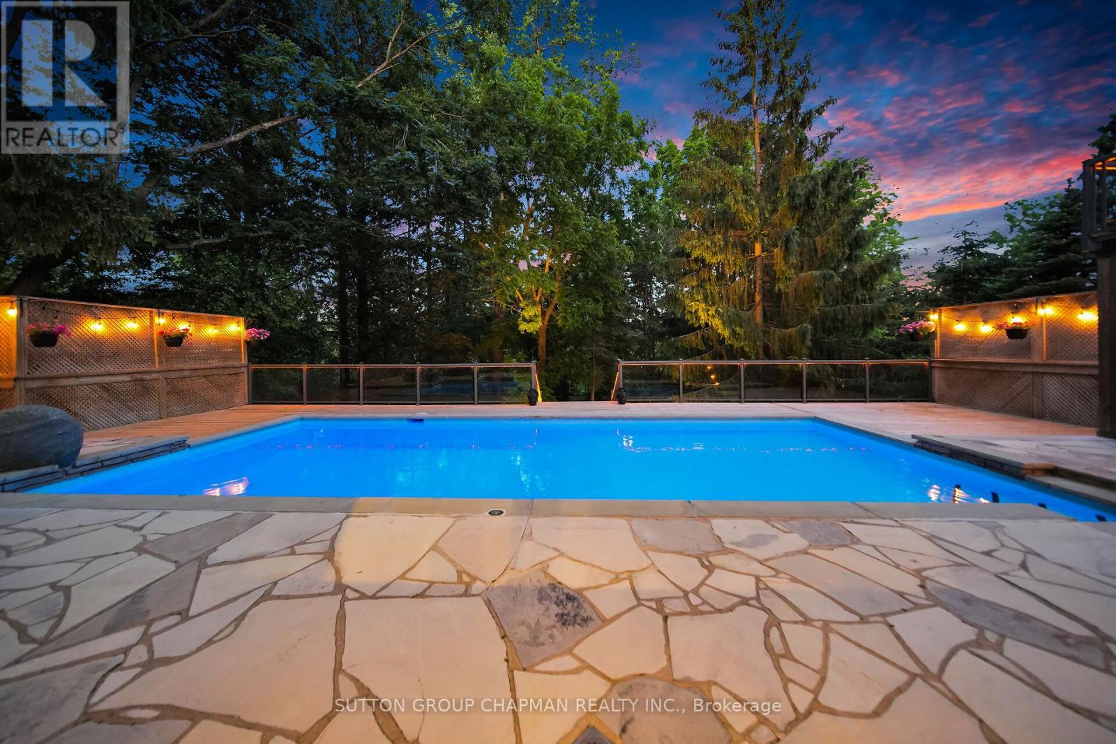 712 Riverside Drive, London North, Ontario  N6H 2S4 - Photo 4 - X12992828
