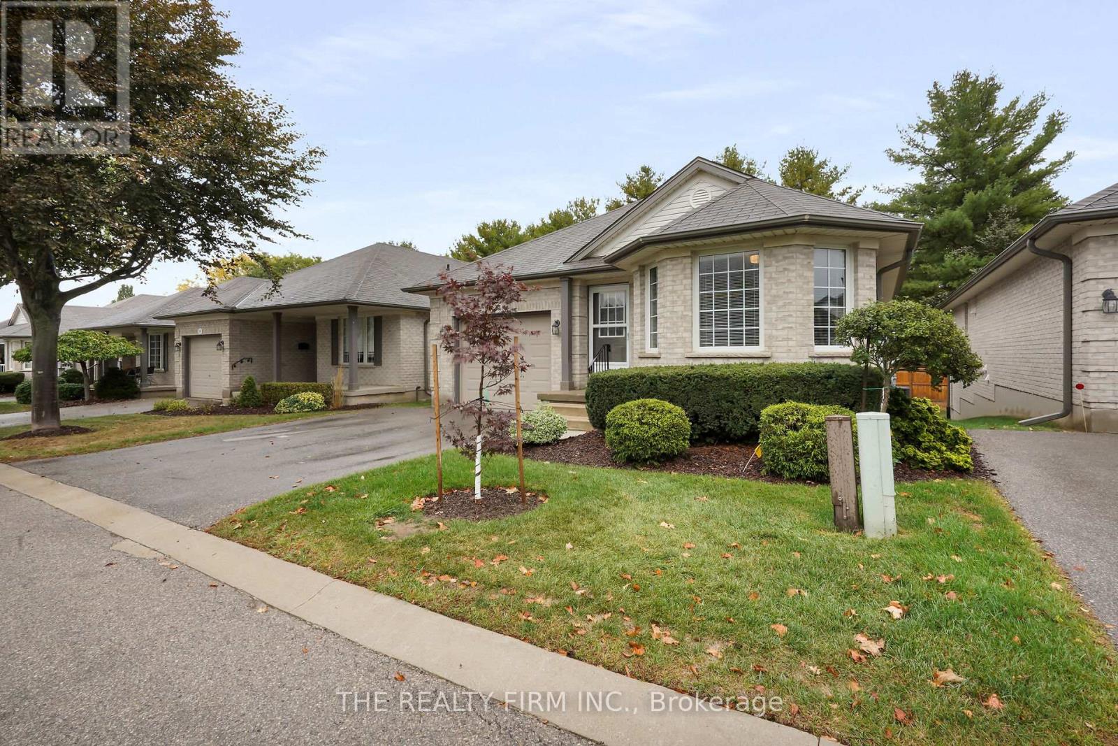 17 - 20 Windemere Place, St. Thomas, Ontario  N5R 6H6 - Photo 2 - X12992840