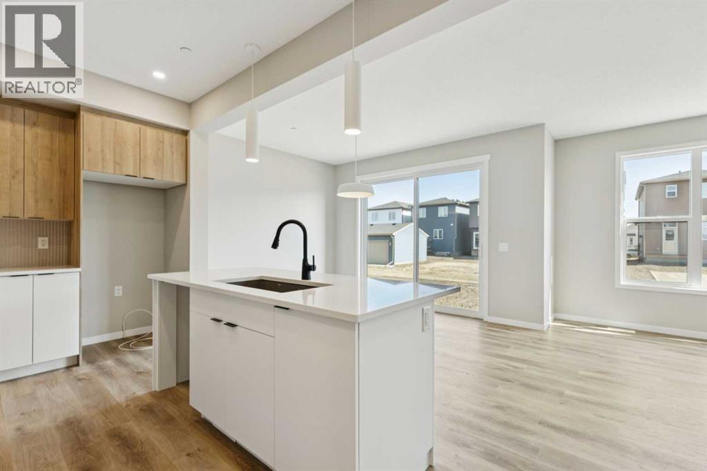 302 Hotchkiss Common Se, Calgary, Alberta  T3S 0N5 - Photo 4 - A2298800