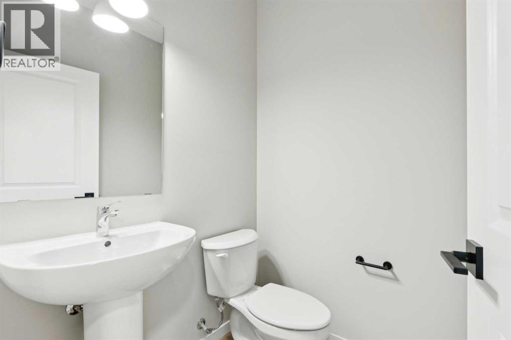 302 Hotchkiss Common Se, Calgary, Alberta  T3S 0N5 - Photo 18 - A2298800