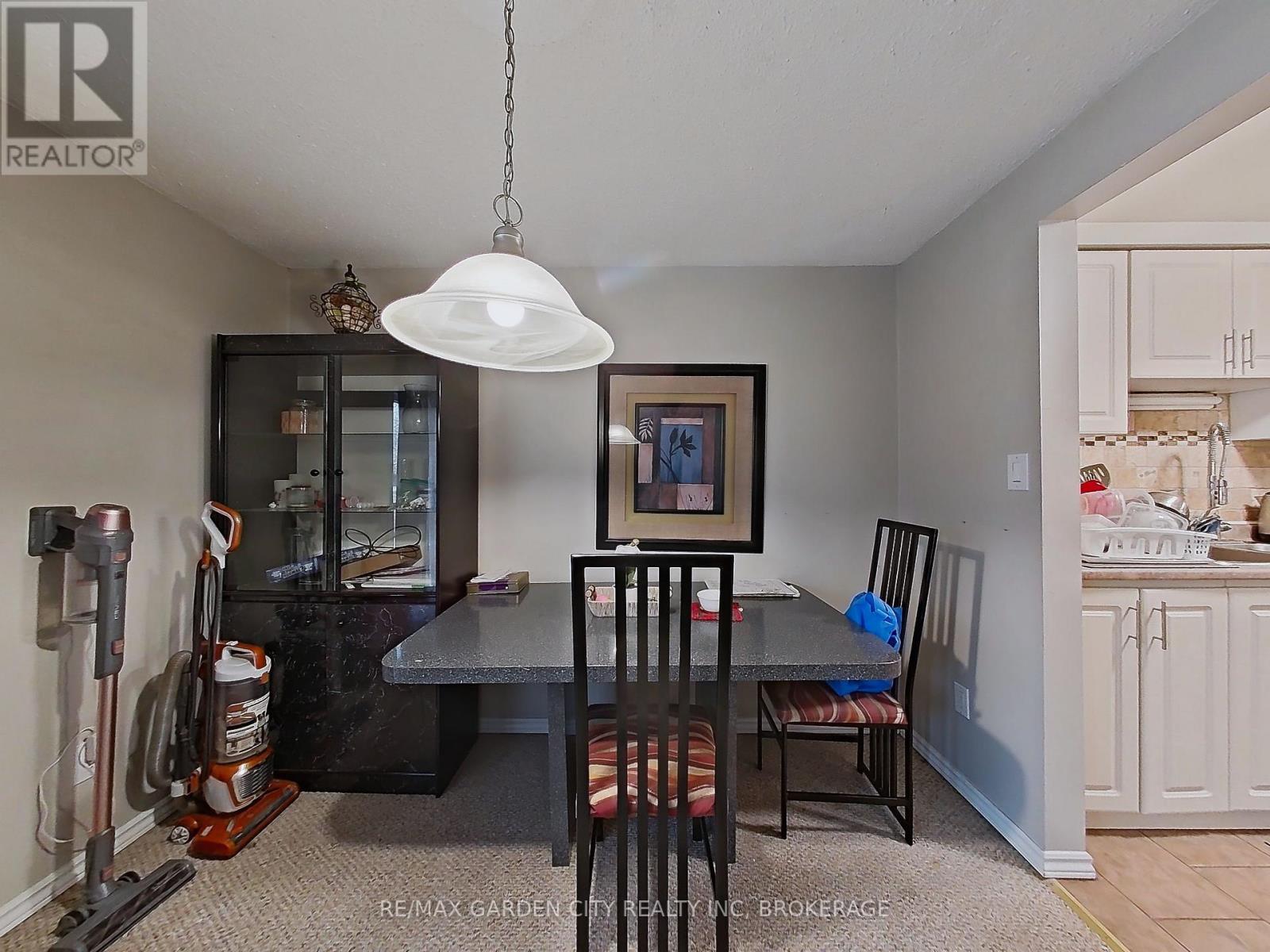 3 Tara Crescent, Thorold, Ontario L2V 4M1 - Photo 12 - X12854222