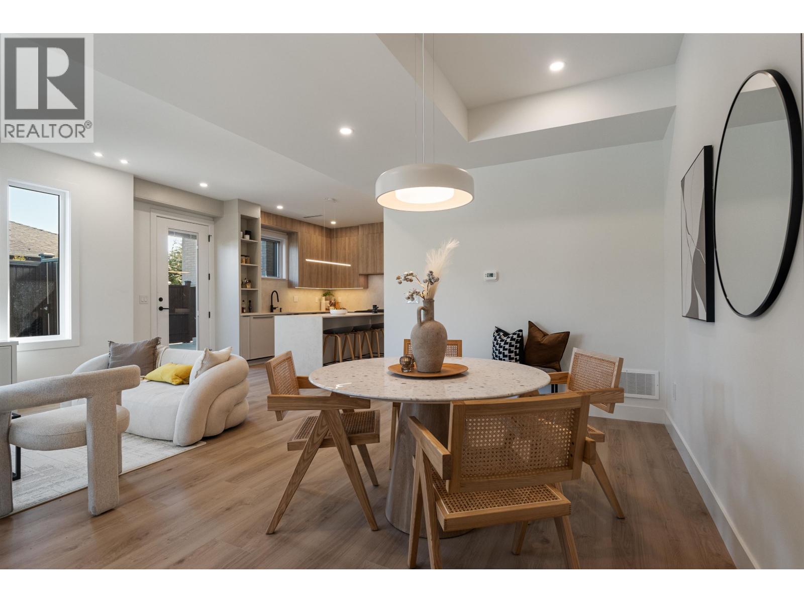 102 1132 Madore Avenue, Coquitlam, British Columbia  V3K 3B9 - Photo 11 - R3110320