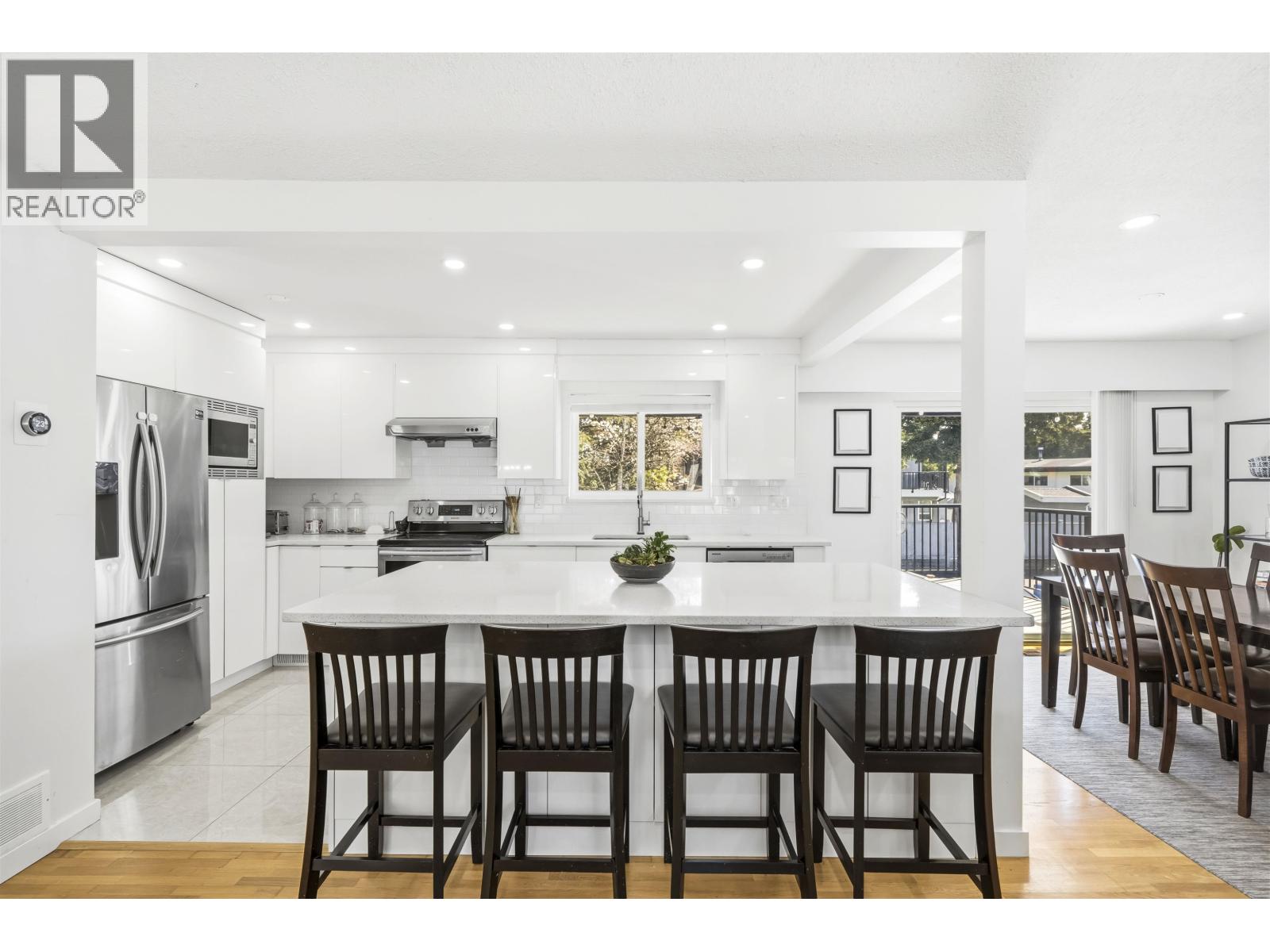 9720 Seagrave Road, Richmond, British Columbia  V7A 3X8 - Photo 9 - R3110425