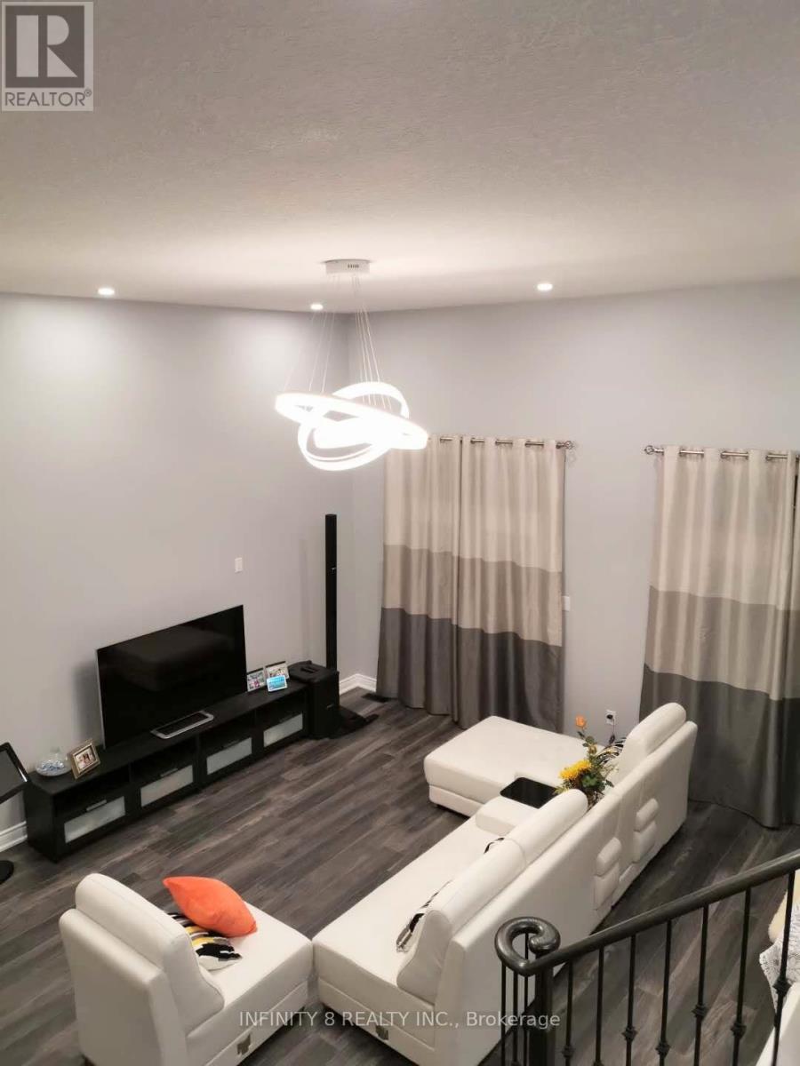 8641 Dogwood Crescent, Niagara Falls, Ontario  L2H 0K7 - Photo 10 - X12992832