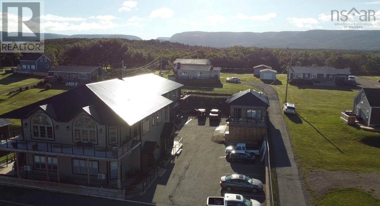 15482 Cabot Trail, Chéticamp, Nova Scotia  B0E 1H0 - Photo 3 - 202607247