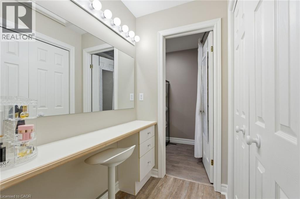 13 Colonial Crescent, Grimsby, Ontario  L3M 5H2 - Photo 15 - 40799754