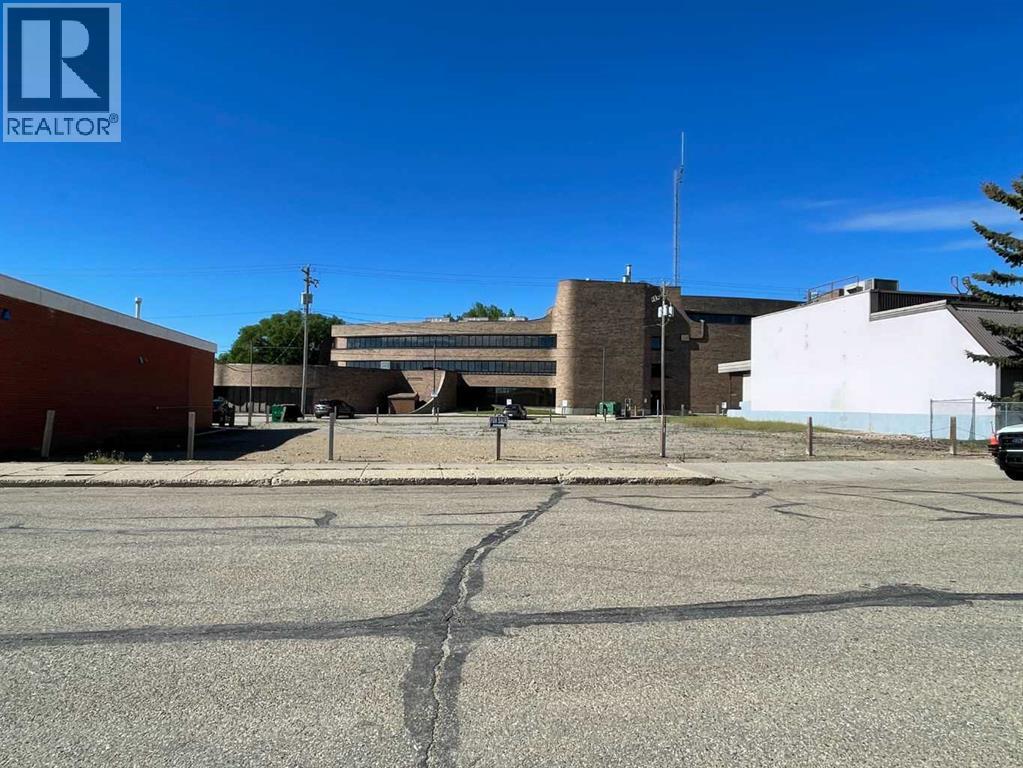 5103 50 Avenue, Ponoka, Alberta  T4J 1N5 - Photo 1 - A2294069