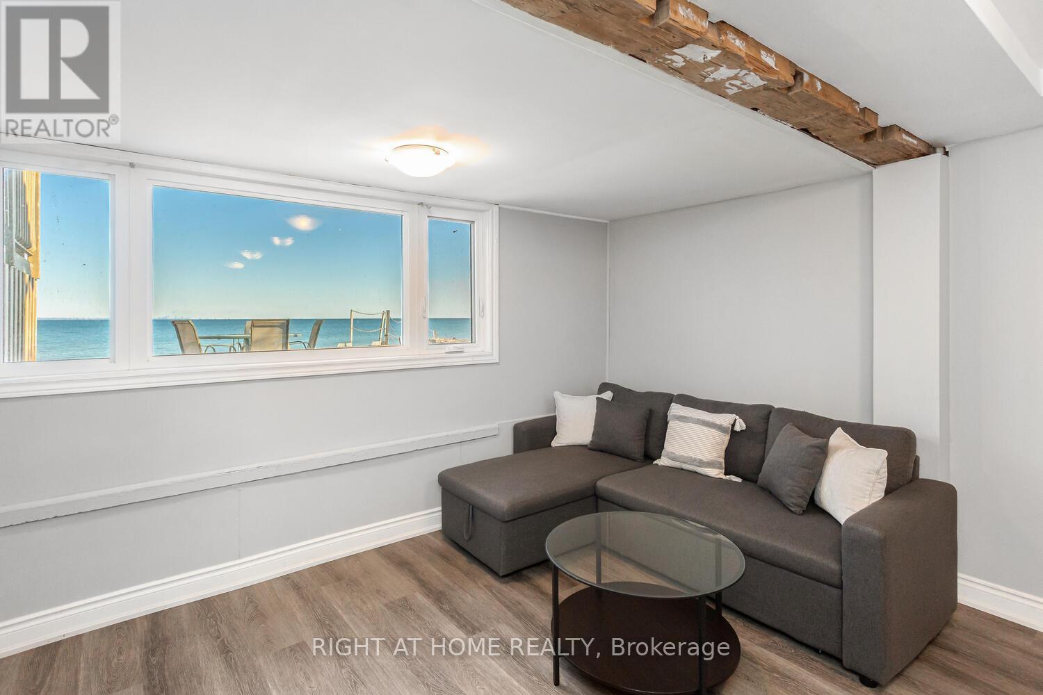 18 1/2 Lakeshore Drive, Hamilton, Ontario  L8E 5C6 - Photo 8 - X12748338