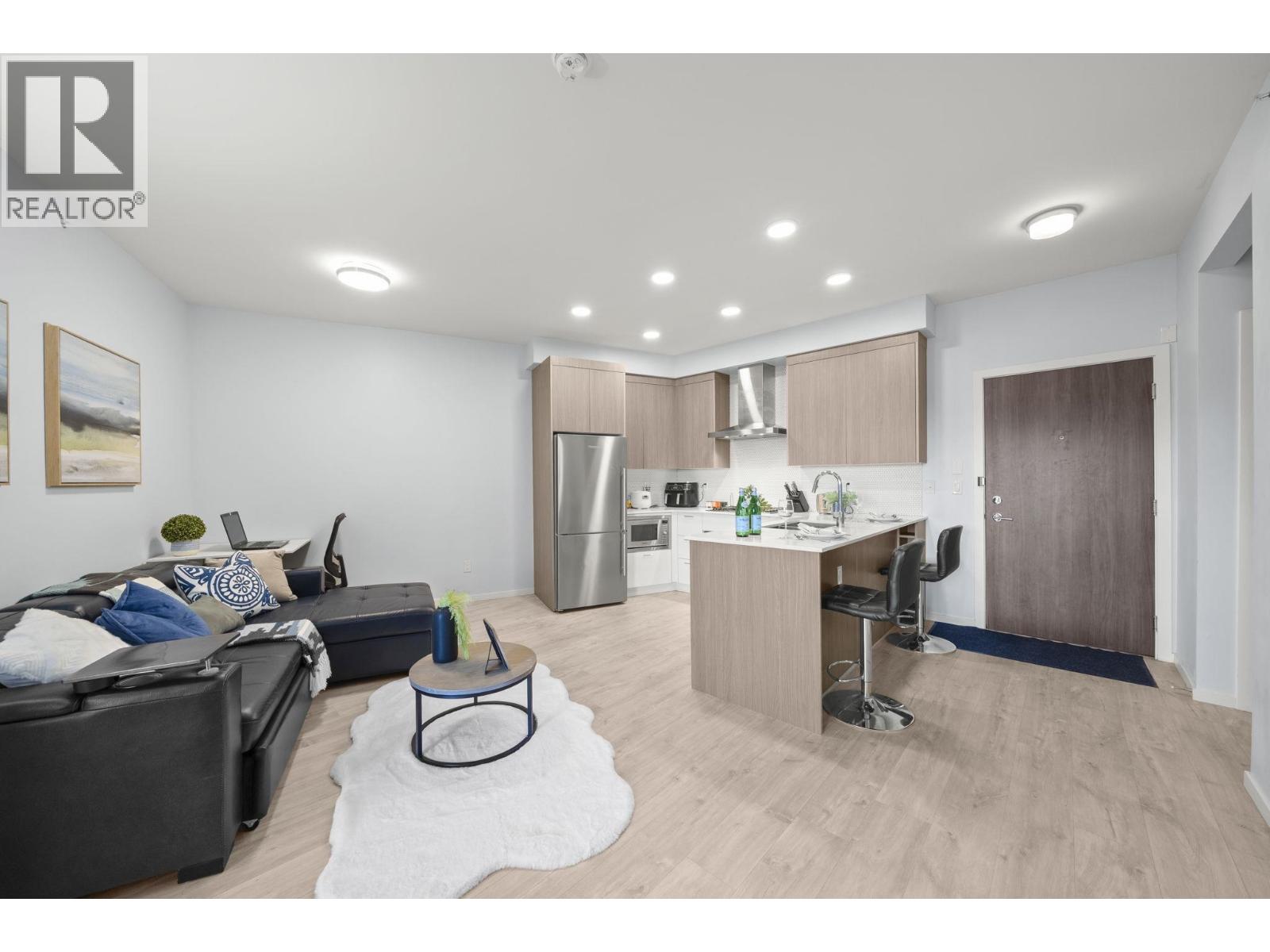 Ph18 6283 Kingsway, Burnaby, British Columbia  V5J 0H3 - Photo 6 - R3105377