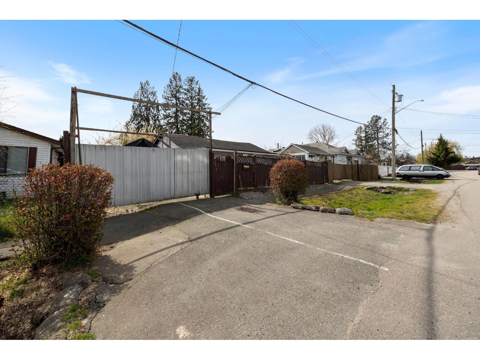 12710 113b Avenue, Surrey, British Columbia  V3V 3N1 - Photo 37 - R3110644