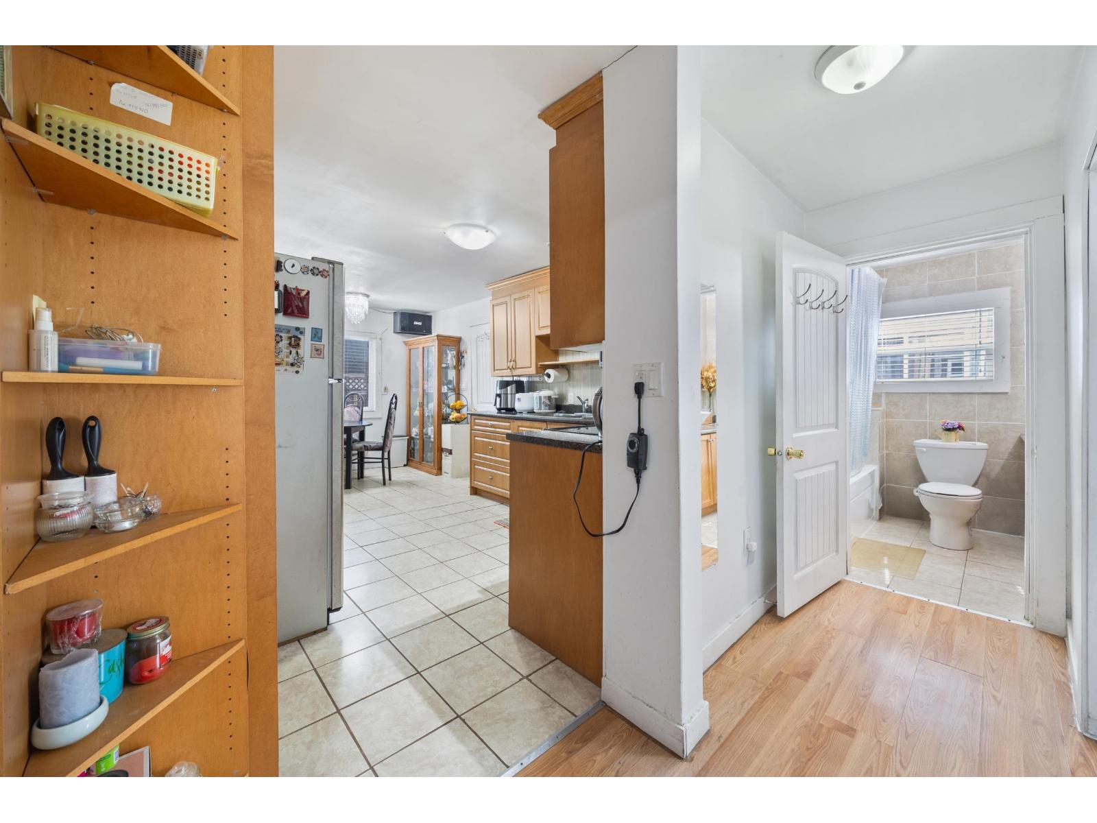 12710 113b Avenue, Surrey, British Columbia  V3V 3N1 - Photo 5 - R3110644