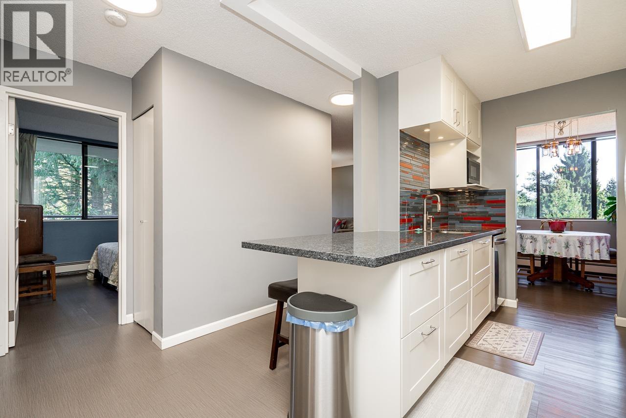 303 2060 Bellwood Avenue, Burnaby, British Columbia  V5B 4V2 - Photo 6 - R3110591