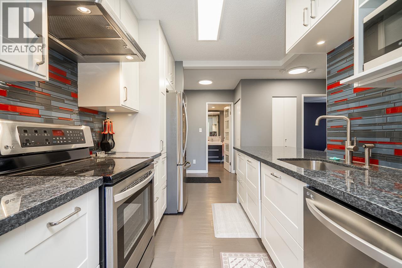 303 2060 Bellwood Avenue, Burnaby, British Columbia  V5B 4V2 - Photo 4 - R3110591